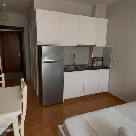 Skyline Holiday home Lezhe